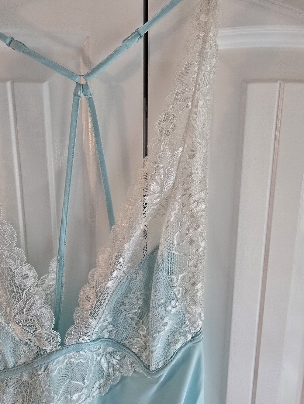 Jezebel Light Blue Lace-Trim Chemise With Adjustable Straps (NWT) - Picture 3 of 14